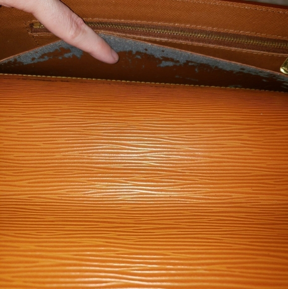 LOUIS VUITTON Authentic Vintage Serviette Ambassadeur Epi Leather Briefcase - Picture 8 of 11